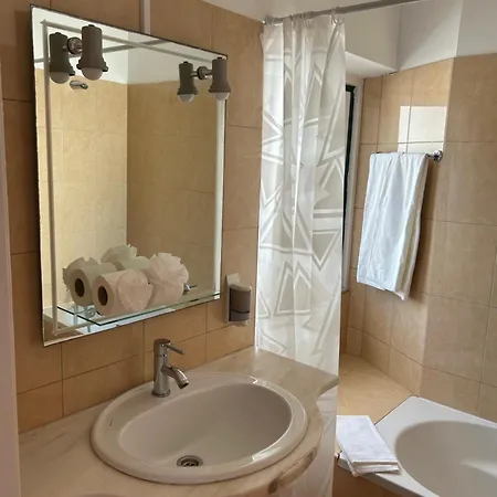 Dona Ana Residencial *