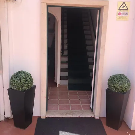 Dona Ana Residencial * لاغوس